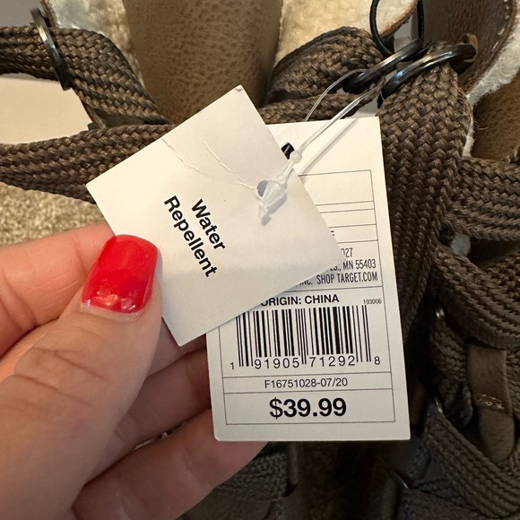 Universal Thread - Taupe Lace-Up Wedge Boots (Size 7.5) - Picture 7 of 8